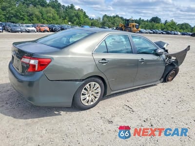 Trzecie zdjęcie samochodu z tyłu: 2014 TOYOTA CAMRY LE VIN:4T4BF1FK4ER353722 - miniatura