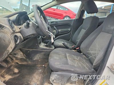Zdjęcie 7 z 12 samochodu: 2015 FORD FIESTA S VIN:3FADP4AJ4FM141709 - miniatura