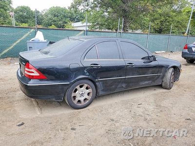 Trzecie zdjęcie samochodu z tyłu: 2005 MERCEDES-BENZ C 240 4MATIC VIN:WDBRF81J35F718396 - miniatura