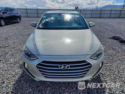 Piąte zdjęcie samochodu w środku: 2017 HYUNDAI ELANTRA VALUE EDITION VIN:5NPD84LF2HH164771 - miniatura