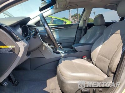 Zdjęcie 7 z 12 samochodu: 2014 HYUNDAI SONATA LIMITED VIN:5NPEC4AC7EH883750 - miniatura