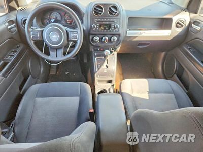 Zdjęcie 8 z 13 samochodu: 2016 JEEP COMPASS SPORT VIN:1C4NJCBA1GD675367 - miniatura