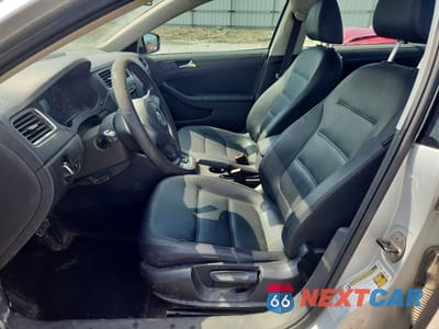 Zdjęcie 7 z 12 samochodu: 2011 VOLKSWAGEN JETTA SE VIN:3VWDX7AJ4BM303342 - miniatura