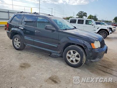 Czwarte zdjęcie samochodu z boku: 2008 JEEP GRAND CHEROKEE LAREDO VIN:1J8GR48K18C137291 - miniatura