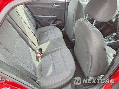 Zdjęcie 10 z 12 samochodu: 2019 HYUNDAI ACCENT SE VIN:3KPC24A35KE082437 - miniatura
