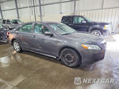 Czwarte zdjęcie samochodu z boku: 2007 TOYOTA CAMRY LE VIN:4T4BE46K07R002281 - miniatura