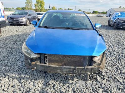Piąte zdjęcie samochodu w środku: 2017 HYUNDAI ELANTRA SE VIN:KMHD74LFXHU135345 - miniatura