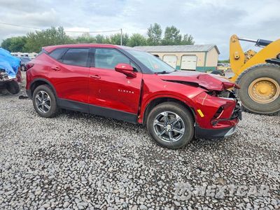 Czwarte zdjęcie samochodu z boku: 2023 CHEVROLET BLAZER 2LT VIN:3GNKBHR44PS175854 - miniatura