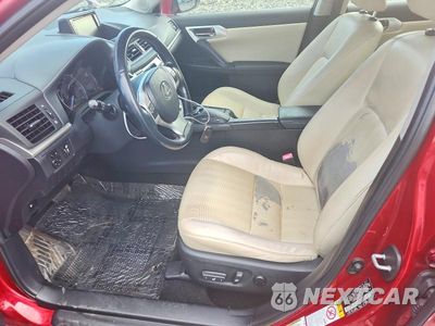 Zdjęcie 7 z 12 samochodu: 2012 LEXUS CT 200H VIN:JTHKD5BH8C2051475 - miniatura