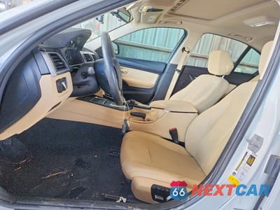 Zdjęcie 7 z 12 samochodu: 2018 BMW 320 I VIN:WBA8E1G57JNU91714 - miniatura