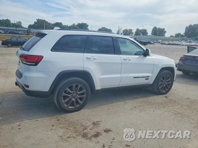 Trzecie zdjęcie samochodu z tyłu: 2016 JEEP GRAND CHEROKEE LIMITED VIN:1C4RJFBG4GC343968 - miniatura