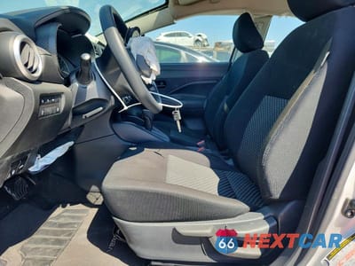 Zdjęcie 7 z 13 samochodu: 2024 NISSAN VERSA S VIN:3N1CN8DV5RL920034 - miniatura