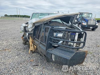 Piąte zdjęcie samochodu w środku: 2017 CHEVROLET SILVERADO K1500 LT VIN:1GCVKREC9HZ138909 - miniatura