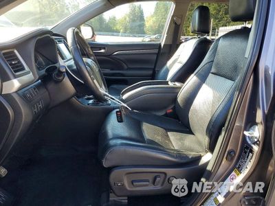 Zdjęcie 7 z 14 samochodu: 2019 TOYOTA HIGHLANDER HYBRID LIMITED VIN:5TDDGRFH9KS073673 - miniatura