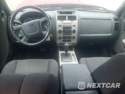 Zdjęcie 8 z 13 samochodu: 2012 FORD ESCAPE XLT VIN:1FMCU9D75CKA61782 - miniatura