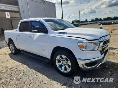 Czwarte zdjęcie samochodu z boku: 2019 RAM 1500 BIG HORN/LONE STAR VIN:1C6RREFT9KN793260 - miniatura