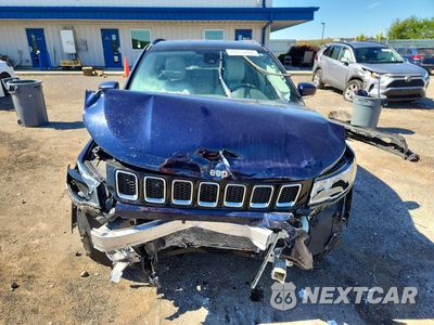 Piąte zdjęcie samochodu w środku: 2019 JEEP COMPASS LIMITED VIN:3C4NJDCB7KT809606 - miniatura