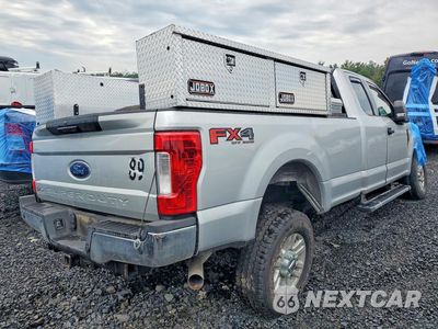 Trzecie zdjęcie samochodu z tyłu: 2019 FORD F250 VIN:1FT7X2B64KEF63226 - miniatura