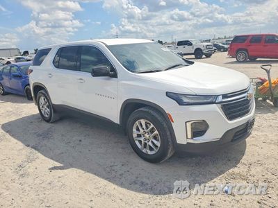 Czwarte zdjęcie samochodu z boku: 2023 CHEVROLET TRAVERSE LS VIN:1GNERFKW7PJ298199 - miniatura