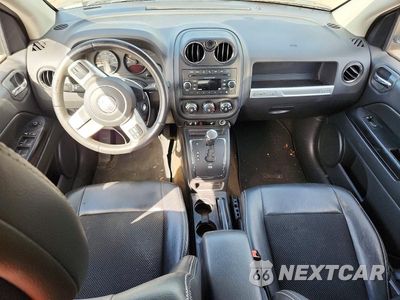 Zdjęcie 8 z 12 samochodu: 2017 JEEP COMPASS SPORT VIN:1C4NJCBA4HD186284 - miniatura