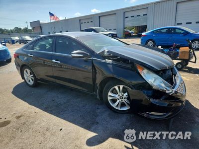 Czwarte zdjęcie samochodu z boku: 2013 HYUNDAI SONATA LIMITED VIN:5NPEC4AC1DH643172 - miniatura