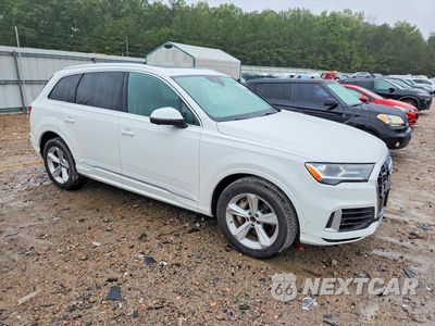 Czwarte zdjęcie samochodu z boku: 2021 AUDI Q7 PREMIUM VIN:WA1AXAF78MD033556 - miniatura