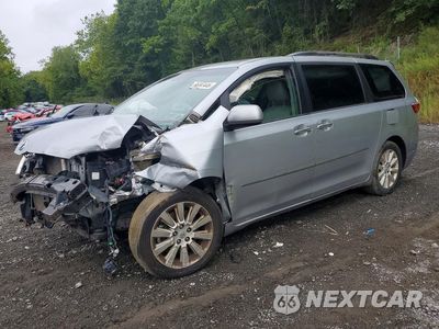 2015 TOYOTA SIENNA XLE 7-PASSENGER 5TDDK3DC4FS124487 - główne zdjęcie licytacji z USA - miniatura
