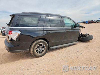 Trzecie zdjęcie samochodu z tyłu: 2022 FORD EXPEDITION XLT VIN:1FMJU1HTXNEA65490 - miniatura