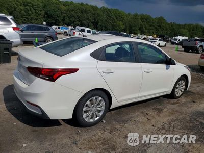 Trzecie zdjęcie samochodu z tyłu: 2019 HYUNDAI ACCENT SE VIN:3KPC24A33KE074207 - miniatura