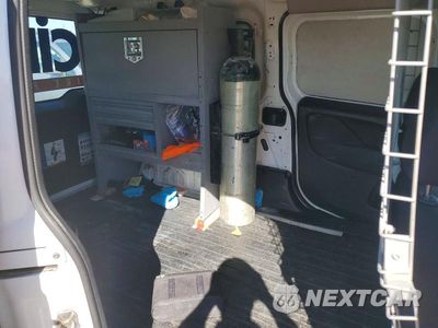 Zdjęcie 11 z 13 samochodu: 2016 RAM PROMASTER CITY VIN:ZFBERFAT7G6B20348 - miniatura