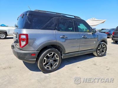 Trzecie zdjęcie samochodu z tyłu: 2021 FORD BRONCO SPORT OUTER BANKS VIN:3FMCR9C65MRA72272 - miniatura