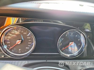 Zdjęcie 9 z 12 samochodu: 2017 MERCEDES-BENZ E 300 4MATIC VIN:WDDZF4KB9HA220020 - miniatura