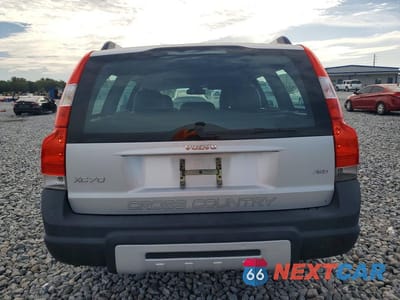 Zdjęcie 6 z 12 samochodu: 2005 VOLVO XC70 VIN:YV1SZ592151204799 - miniatura