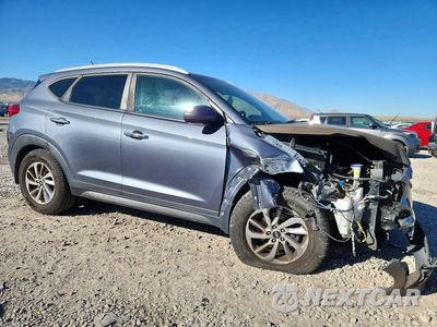Czwarte zdjęcie samochodu z boku: 2016 HYUNDAI TUCSON SE VIN:KM8J3CA46GU239954 - miniatura