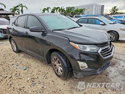 Czwarte zdjęcie samochodu z boku: 2020 CHEVROLET EQUINOX LT VIN:2GNAXKEV0L6107844 - miniatura