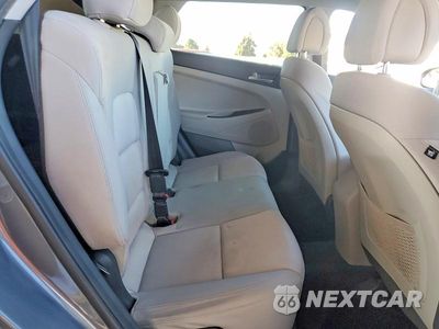 Zdjęcie 10 z 12 samochodu: 2018 HYUNDAI TUCSON SEL VIN:KM8J33A43JU672932 - miniatura