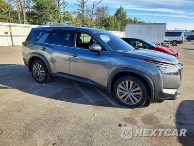Czwarte zdjęcie samochodu z boku: 2022 NISSAN PATHFINDER SL VIN:5N1DR3CD8NC203517 - miniatura