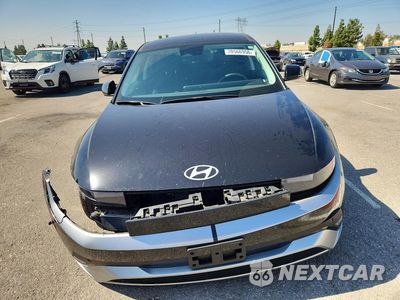 Piąte zdjęcie samochodu w środku: 2025 HYUNDAI IONIQ 5 SE VIN:7YAKM4DA3SY025396 - miniatura