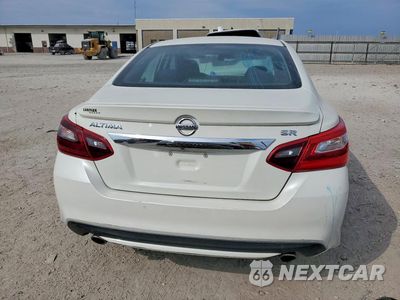 Zdjęcie 6 z 12 samochodu: 2017 NISSAN ALTIMA 2.5 SR VIN:1N4AL3AP9HC264598 - miniatura
