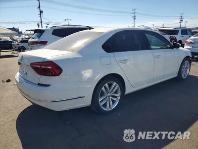 Trzecie zdjęcie samochodu z tyłu: 2019 VOLKSWAGEN PASSAT WOLFSBURG VIN:1VWLA7A33KC002660 - miniatura