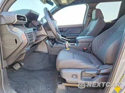 Zdjęcie 7 z 12 samochodu: 2026 TOYOTA TACOMA SR5 VIN:3TMLB5JNXTM273446 - miniatura