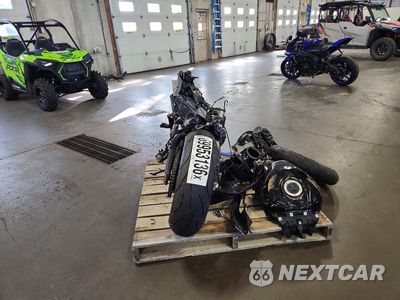 Czwarte zdjęcie samochodu z boku: 2024 SUZUKI GSX-R1000 VIN:JS1DM11B5R7100203 - miniatura