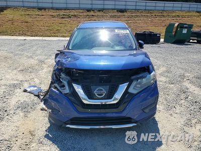 Piąte zdjęcie samochodu w środku: 2017 NISSAN ROGUE S VIN:5N1AT2MT7HC896962 - miniatura