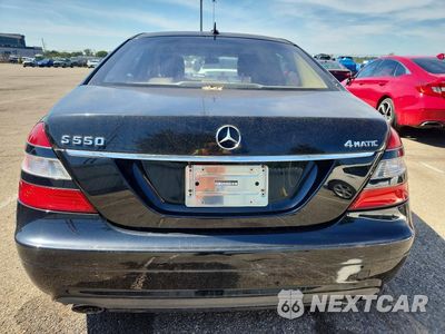 Zdjęcie 6 z 12 samochodu: 2007 MERCEDES-BENZ S 550 VIN:WDDNG86X17A146812 - miniatura