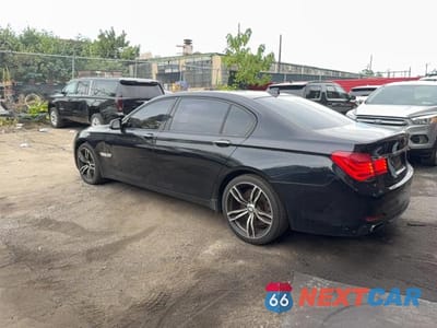 Trzecie zdjęcie samochodu z tyłu: 2011 BMW 750LI XDRI VIN:WBAKC8C58BC432422 - miniatura