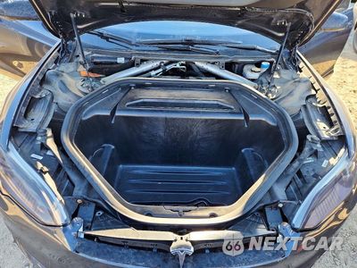 Zdjęcie 11 z 12 samochodu: 2015 TESLA MODEL S 85D VIN:5YJSA1H29FF100934 - miniatura