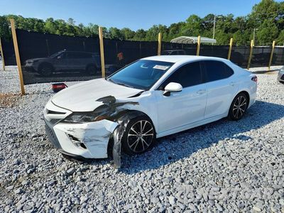 2018 TOYOTA CAMRY SE 4T1B11HK5JU079883 - główne zdjęcie licytacji z USA - miniatura