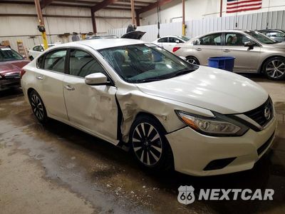 Czwarte zdjęcie samochodu z boku: 2018 NISSAN ALTIMA 2.5 SL VIN:1N4AL3AP4JC231837 - miniatura