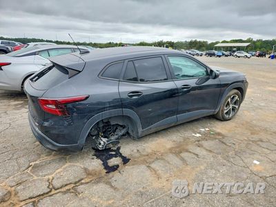 Trzecie zdjęcie samochodu z tyłu: 2025 CHEVROLET TRAX 1RS VIN:KL77LGEP0SC162438 - miniatura