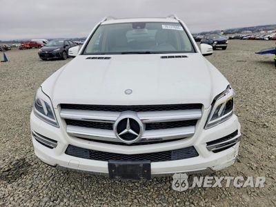 Piąte zdjęcie samochodu w środku: 2015 MERCEDES-BENZ GL 350 BLUETEC VIN:4JGDF2EE9FA561988 - miniatura